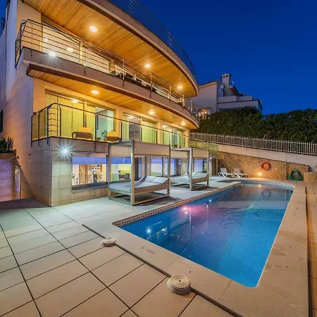 Villa Belvilla By Oyo Sammy